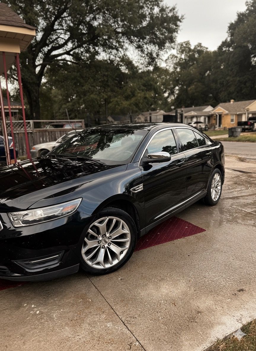 2015 Ford Taurus