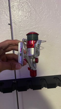 Fishing reels