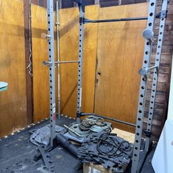 Home Gym Squat Rack And Weights /swuat Bench 