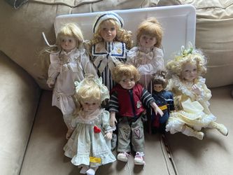 7  Porcelain Dolls 
