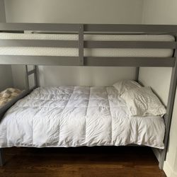Fill Sized Wood Bunk Beds 