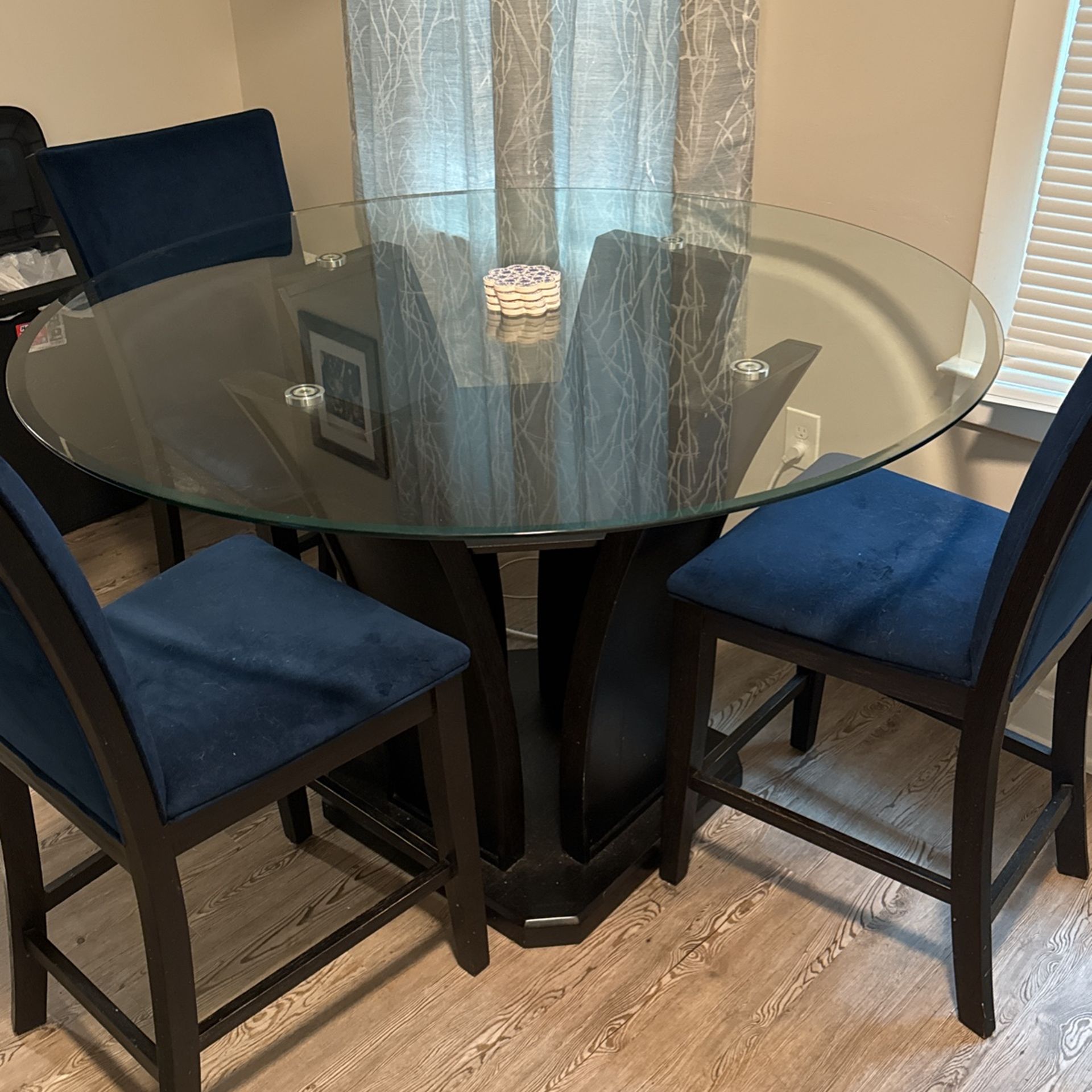 Ashley Furniture Kitchen Table 