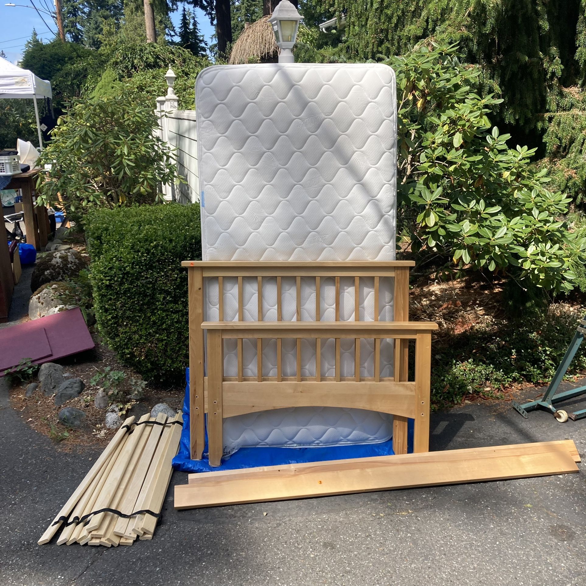 Bed Frame & Mattress 
