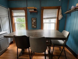 Dining Table with 6 Chairs OBO