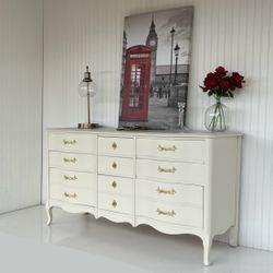 French Provincial Dresser - Bedroom Set - Dresser - Credenza - TV Stand