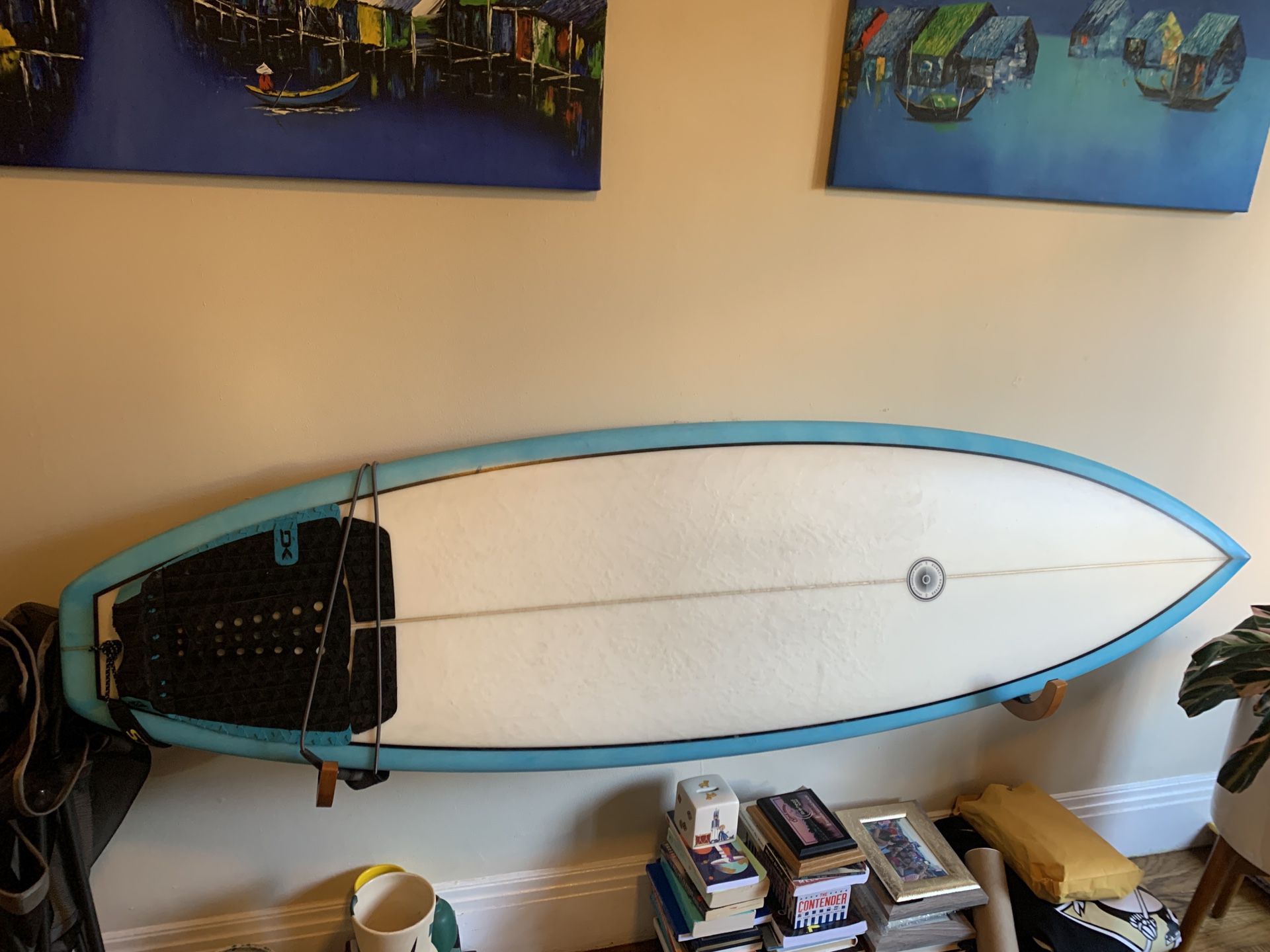 6’ Custom Surfboard Like New