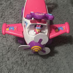 Minnie Mouse Airplane 