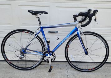 Small Trek Road Race Bike - Excellent Condition - Ready To Ride