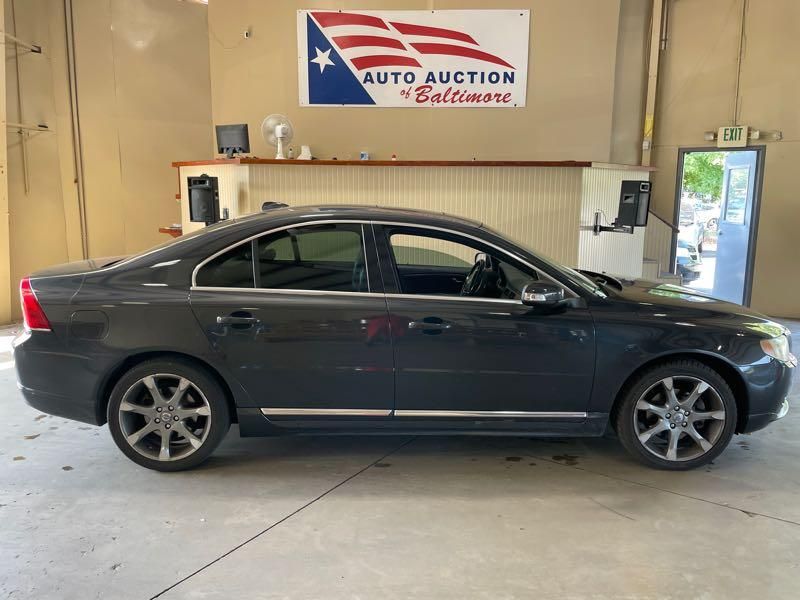 2010 Volvo S80