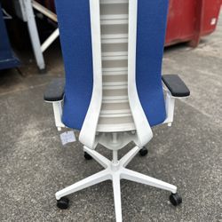 German Manufactured Ergo Chair By Interstuhl
