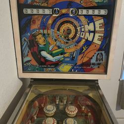 1973 Time Zone Pinball Machine