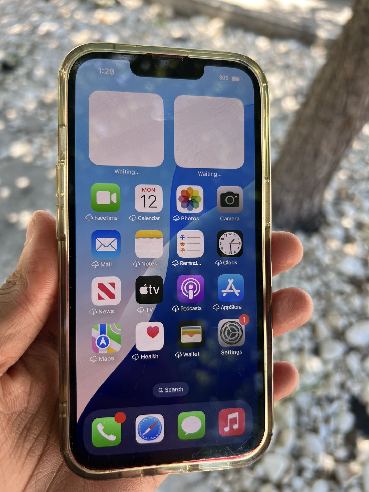 iPhone 13 Red