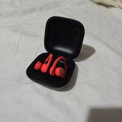 Beats Blutooth Headphones 