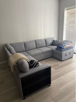 Sectional sofa  /bed brand new!!