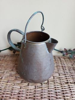 Vintage pitcher with handle and bail