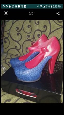 size 9 almost new worn few hours paid 69