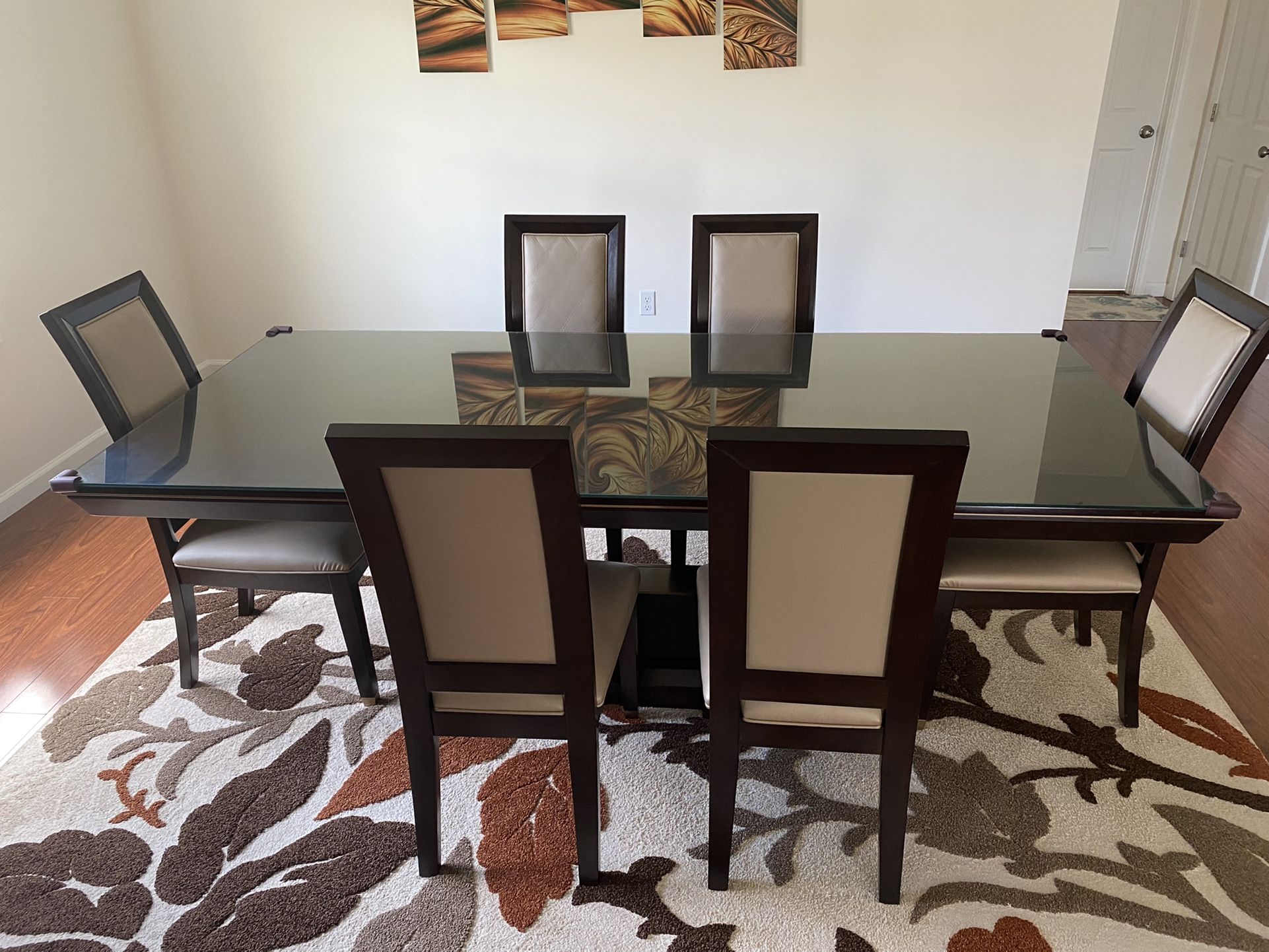 Raymour And flanigan Extendable dining Table With 6 Chairs (Glass included)