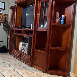 Entertainment Center 3 Pieces 