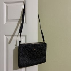 DKNY HANDBAG