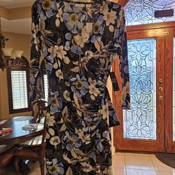 New women's dresses size small