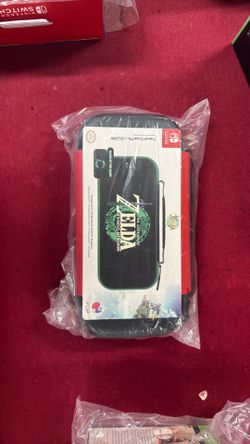 Nintendo Switch Travel Case Plus GLOW - Zelda