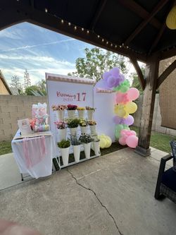 Sweet 17 Bloom Bar