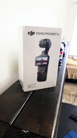 DJI Osmo Pocket 4 Creator Combo sealed