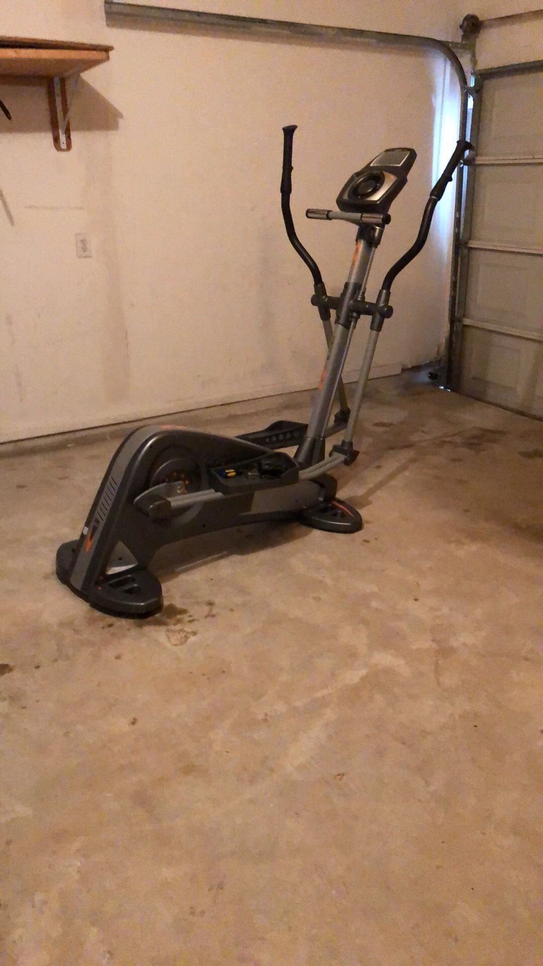 Elliptical machine