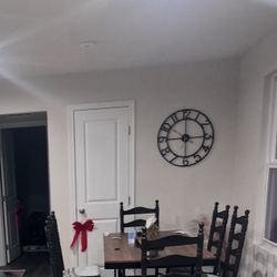 Dinning room table