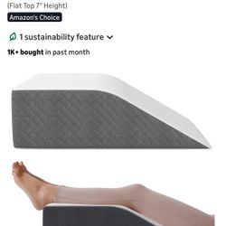 KOLB  Leg Elevation Pillow - Open Box
