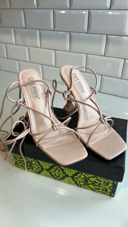 Nude heels