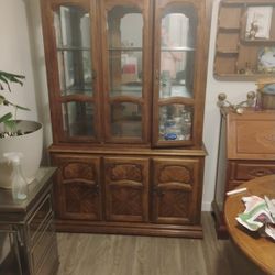 China Wood Furniture W Light Cabinet 