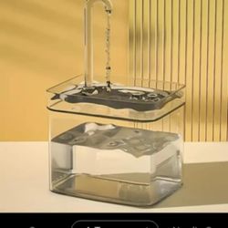 Brand New Cat Water Fountain 