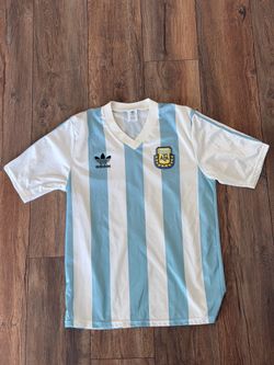 Rare 1990-92 Argentina Football jersey adidas. 38-40” (like a medium)