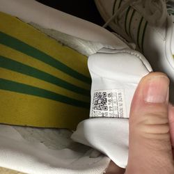 Adidas She’ll Toe Superstars