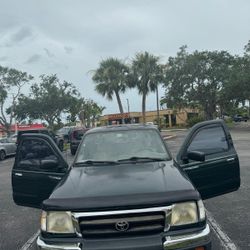 1999 Toyota Tacoma