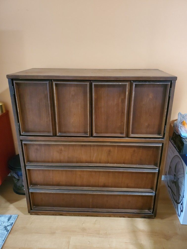 Mid-century Dresser