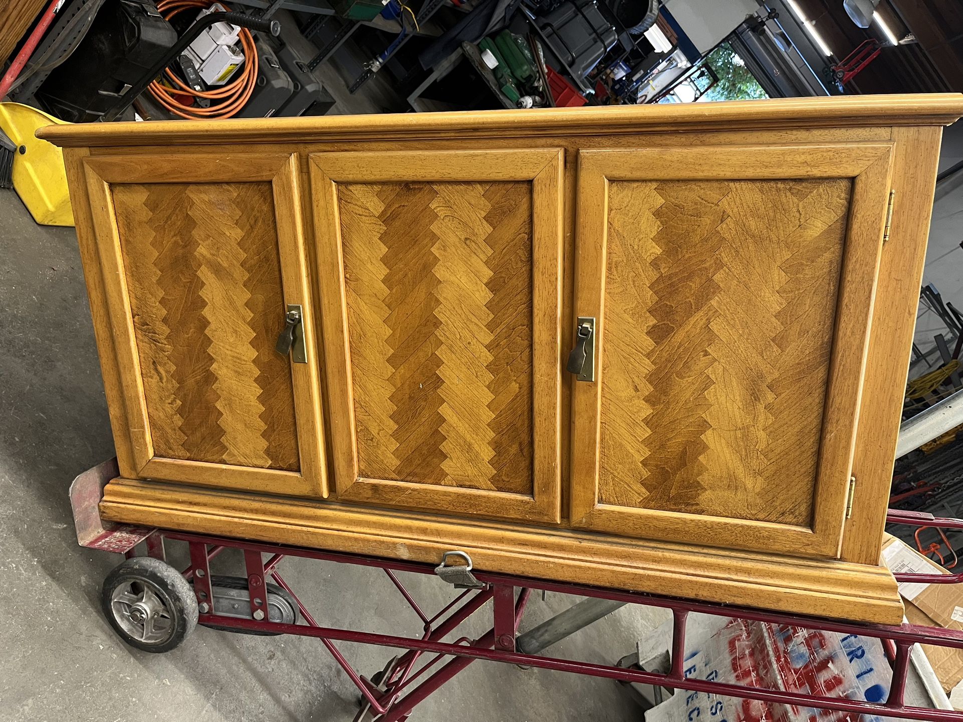 Credenza