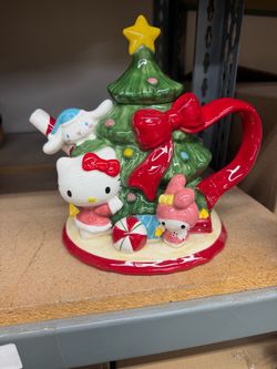 Hello Kitty Teapot