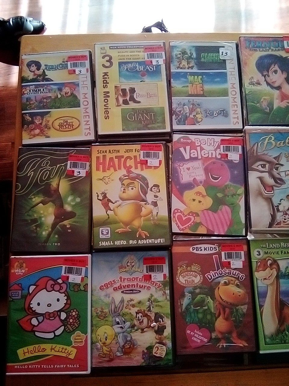 KIDS DVDS $2