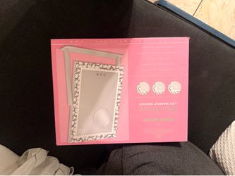 Hello kitty mirror