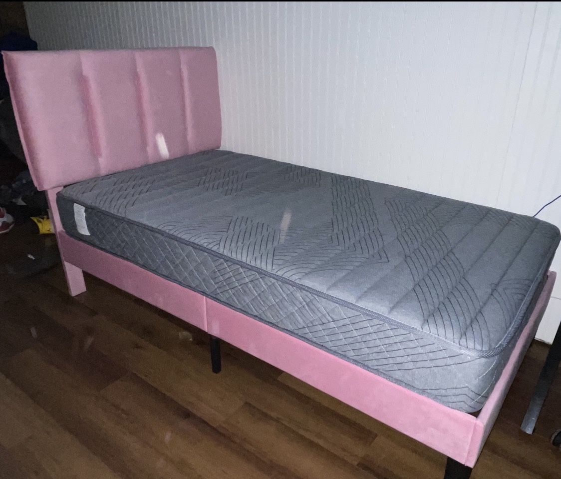 Twin Size Bed And Mattress Combo Brand New 