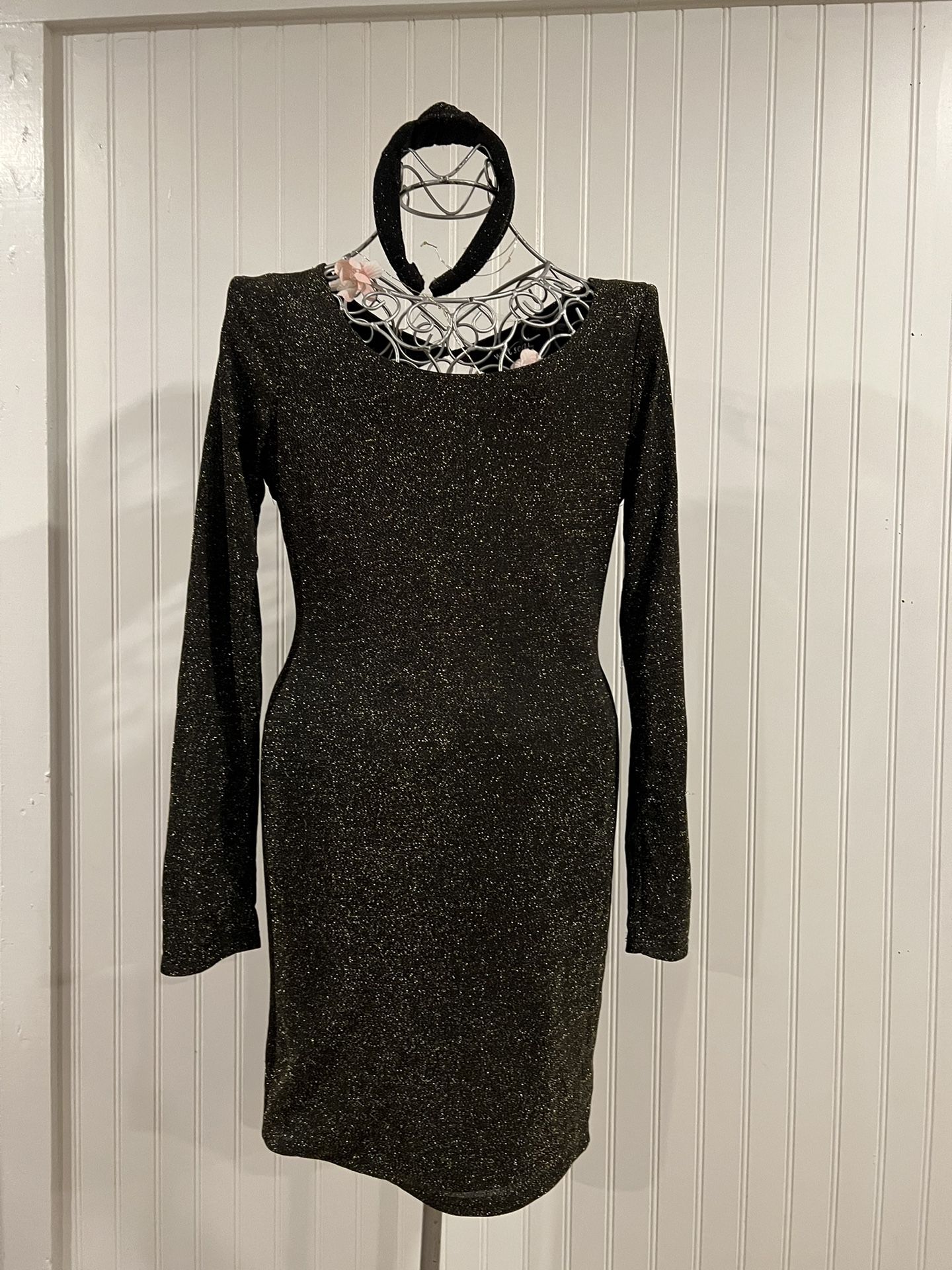 Black short party cassual Dress  Size L 