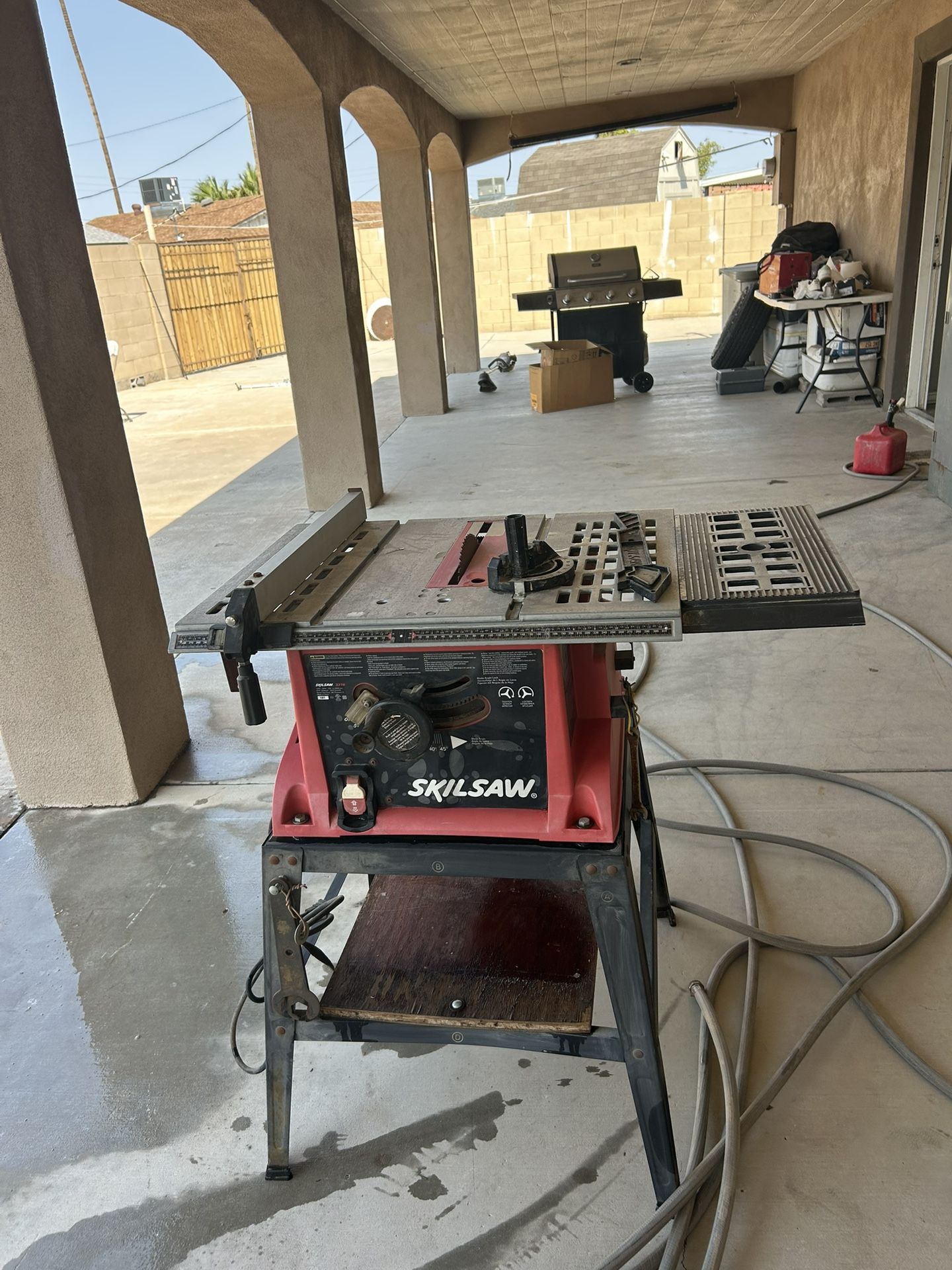 SKILSAW Table Saw 10’