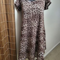 Woman's  Dress 