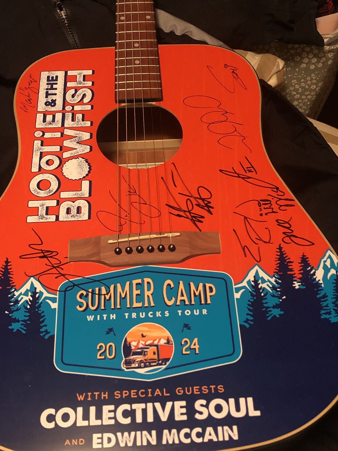 Epiphone DR-100 Signed By Hootie & Blowfish (300 OBO)