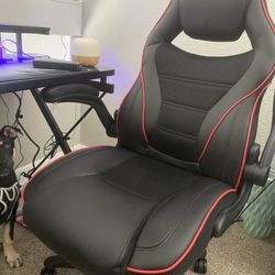 Gaming chair (red and black)