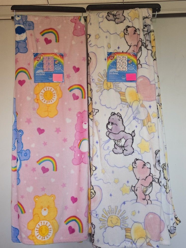 🧸Care Bear Twin Blankets 🧸