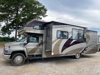 🏷️2007 Gulf Stream Endura Super C RV - Duramax Diesel - 41k Miles