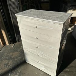 5 Drawers Compress Wood Dresser